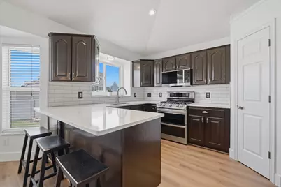 5576 S 4100 W, Roy, UT 84067 - Photo 6