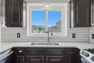 5576 S 4100 W, Roy, UT 84067 - Photo 8