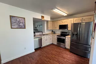7966 N Dundee Dr, Eagle Mountain, UT 84005 - Photo 6