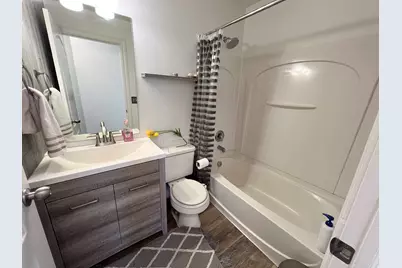 7966 N Dundee Dr, Eagle Mountain, UT 84005 - Photo 18