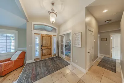 1062 S 2450 W, Syracuse, UT 84075 - Photo 8