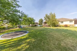 1062 S 2450 W, Syracuse, UT 84075 - Photo 44
