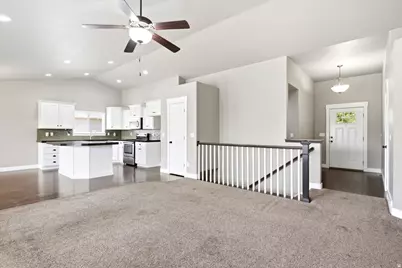 2629 W 900 N, Layton, UT 84041 - Photo 4