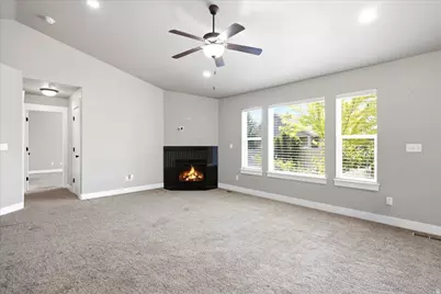 2629 W 900 N, Layton, UT 84041 - Photo 6
