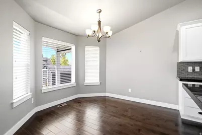 2629 W 900 N, Layton, UT 84041 - Photo 8