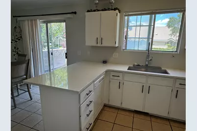 1542 W Crystal Ridge Dr S, West Jordan, UT 84084 - Photo 10