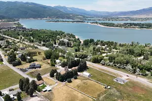 932 S 6800 E, Huntsville, UT 84317 - Photo 4