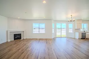 45 N Scarlet Maple Rd, Vineyard, UT 84059 - Photo 8
