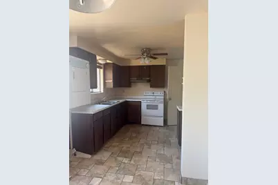 992 N 300 E, Orem, UT 84057 - Photo 2
