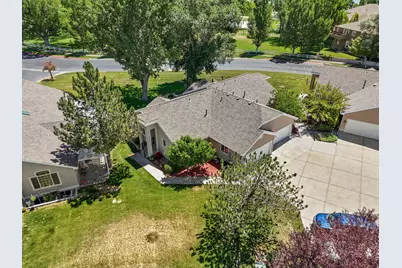 337 E Pavilion Cir, Saratoga Springs, UT 84045 - Photo 44