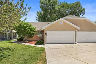 337 E Pavilion Circle, Saratoga Springs, UT 84045 - Photo 2