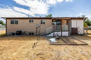 9810 S Darin Dr, Sandy, UT 84070 - Photo 22