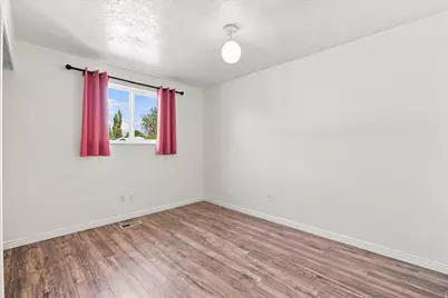 9728 S 1600 W, South Jordan, UT 84095 - Photo 16