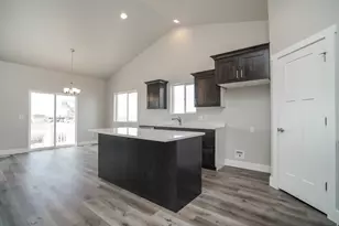 3321 W 850 N, Layton, UT 84041 - Photo 10