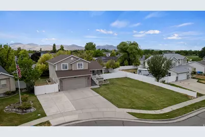 13076 S 2730 W, Riverton, UT 84065 - Photo 6