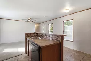 2875 N Hillfield Rd W, Layton, UT 84041 - Photo 14
