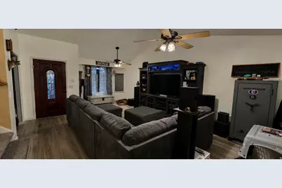 797 Middle Canyon Ct, Tooele, UT 84074 - Photo 2