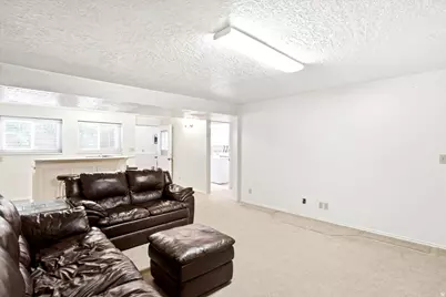 1466 Oakridge Dr, Layton, UT 84040 - Photo 30