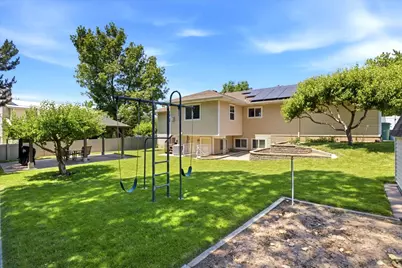1466 Oakridge Dr, Layton, UT 84040 - Photo 36