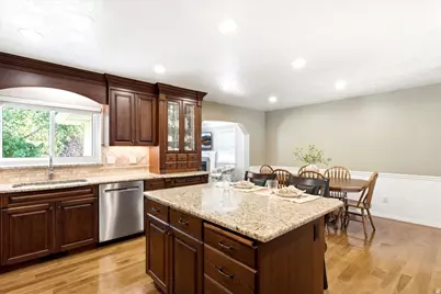 1466 Oakridge Dr, Layton, UT 84040 - Photo 10