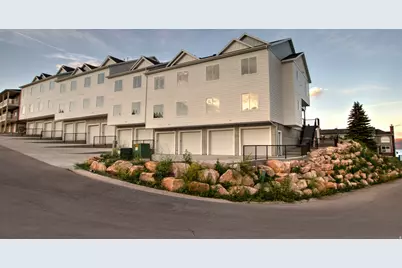 939 N Harbor Village Dr E #104, Garden City, UT 84028 - Photo 18