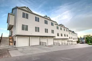 939 N Harbor Village Dr E, Garden City, UT 84028 - Photo 16