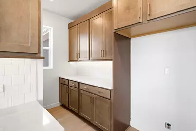 1178 W Mahogany St, Saratoga Springs, UT 84045 - Photo 16