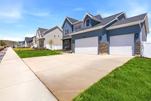 1178 W Mahogany St, Saratoga Springs, UT 84045 - Photo 2
