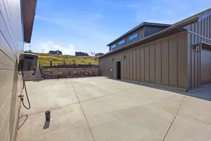 571 W Coopers Cir, Garden City, UT 84028 - Photo 52