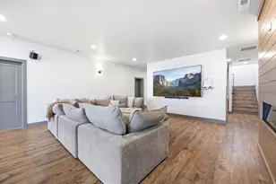 571 W Coopers Cir, Garden City, UT 84028 - Photo 38