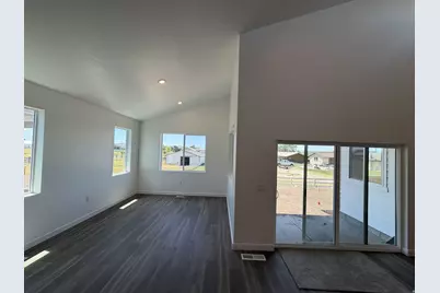 2231 S 2080 W, West Haven, UT 84401 - Photo 4