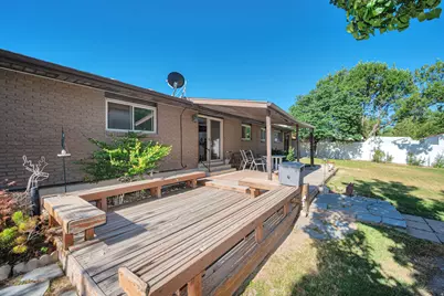 2498 W Swasey Dr, Taylorsville, UT 84129 - Photo 20