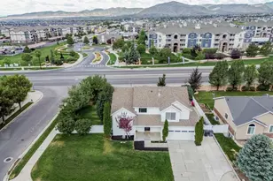 5679 W Hill Stone Dr S, South Jordan, UT 84095 - Photo 4