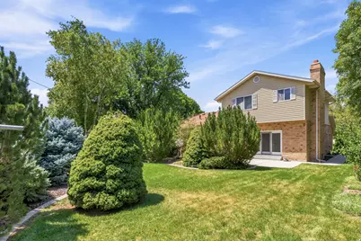 1854 E Meadowmoor Rd S, Holladay, UT 84117 - Photo 28