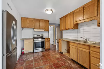 811 Millcreek Dr, Moab, UT 84532 - Photo 8