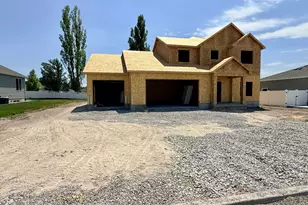 158 W 510 N, Smithfield, UT 84335 - Photo 4