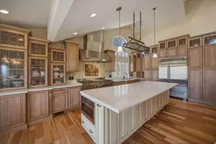 3205 E Danish Way, Cottonwood Heights, UT 84121 - Photo 16