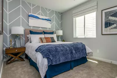 913 W Halvorsen Pkwy, Saratoga Springs, UT 84045 - Photo 6