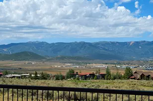 7885 N Rabbitbrush Ct, Park City, UT 84098 - Photo 4