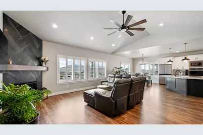 3612 S Hiawatha Cir E, Saratoga Springs, UT 84045 - Photo 14