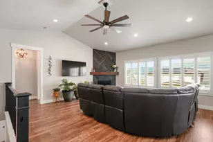 3612 S Hiawatha Cir E, Saratoga Springs, UT 84045 - Photo 8