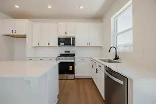 3574 N Oak Blvd, Eagle Mountain, UT 84005 - Photo 2