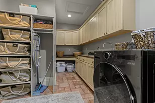 1559 E Wasatch Dr S, Ogden, UT 84403 - Photo 38