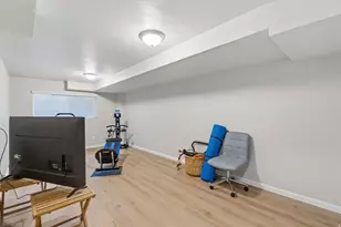 4796 S Saxony Cir E, Holladay, UT 84117 - Photo 26