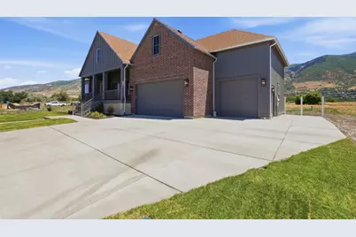 587 S Daniel Dr #817, Farmington, UT 84025 - Photo 4