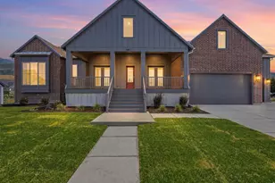 587 S Daniel Dr, Farmington, UT 84025 - Photo 1