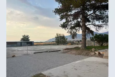 984 W Erda Way, Erda, UT 84074 - Photo 4