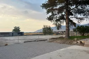 984 W Erda Way, Erda, UT 84074 - Photo 4