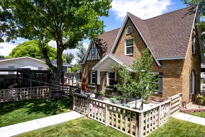 393 S 200 E, Ephraim, UT 84627 - Photo 2