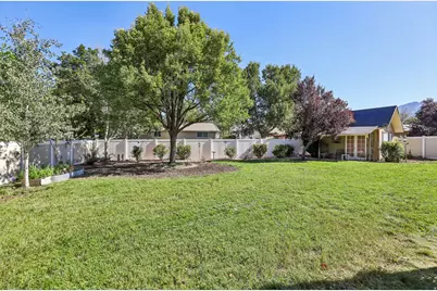 8022 S Peregrine Pl, Sandy, UT 84094 - Photo 50